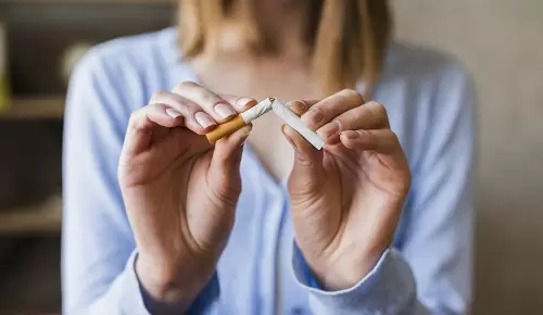 Efectos del tabaco en mujeres menopáusicas