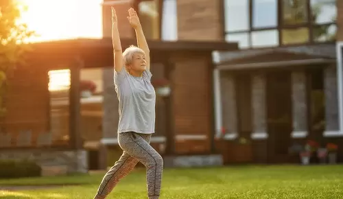 Beneficios del yoga en la menopausia Beneficios del yoga en la menopausia