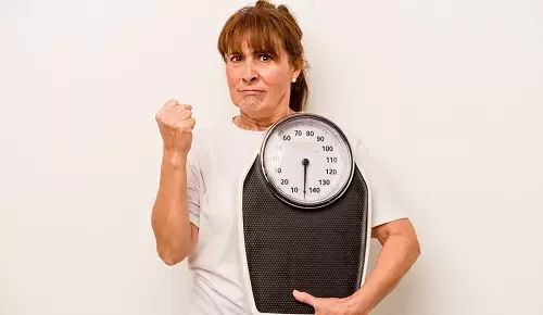 ¿Cómo bajar de peso en la postmenopausia?