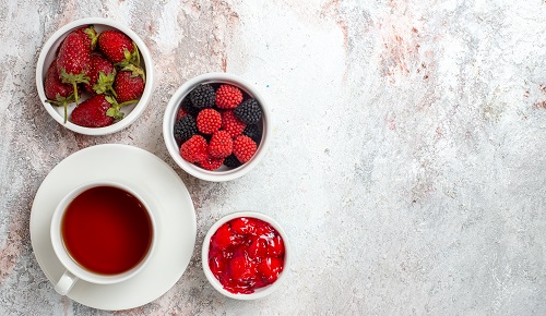 Beneficios del té de frambuesa en la menopausia
