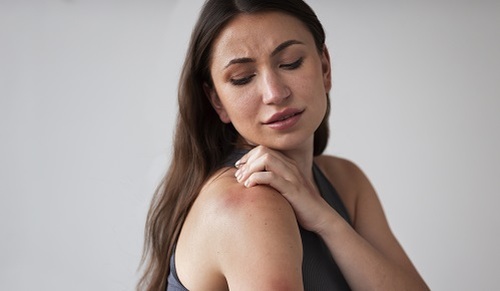 Por qué pica la piel en la menopausia? | Instituto de la Menopausia